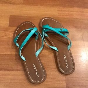 Volcom women’s teal sandals